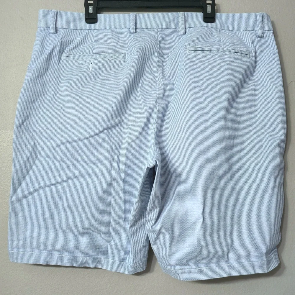 Old Navy Ultimate Slim Chino Shorts Mens 40 Blue White Micro Stripe Cotton